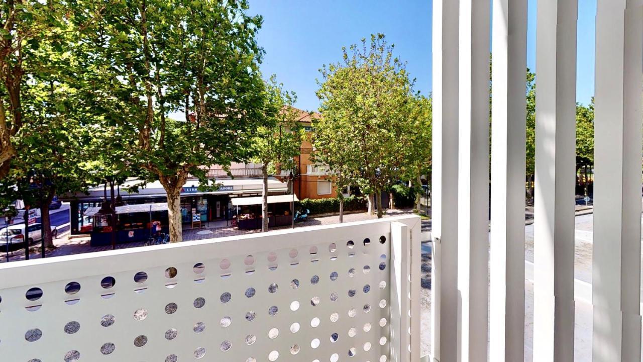 Hotel Excelsior تّشيرفييا المظهر الخارجي الصورة