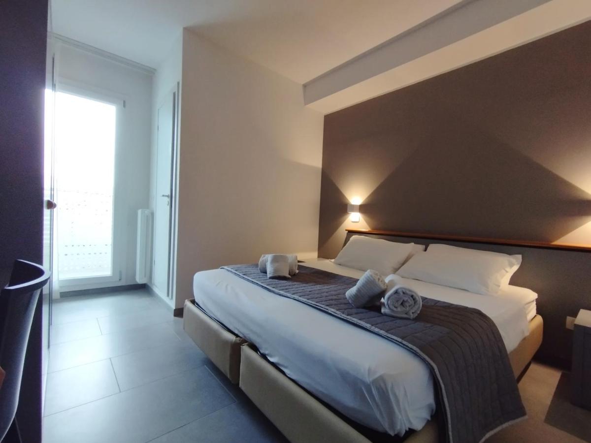 Hotel Excelsior تّشيرفييا المظهر الخارجي الصورة
