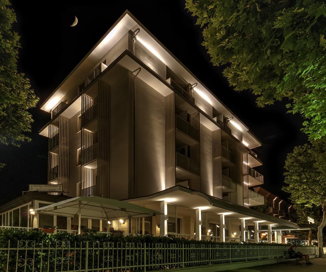Hotel Excelsior تّشيرفييا المظهر الخارجي الصورة